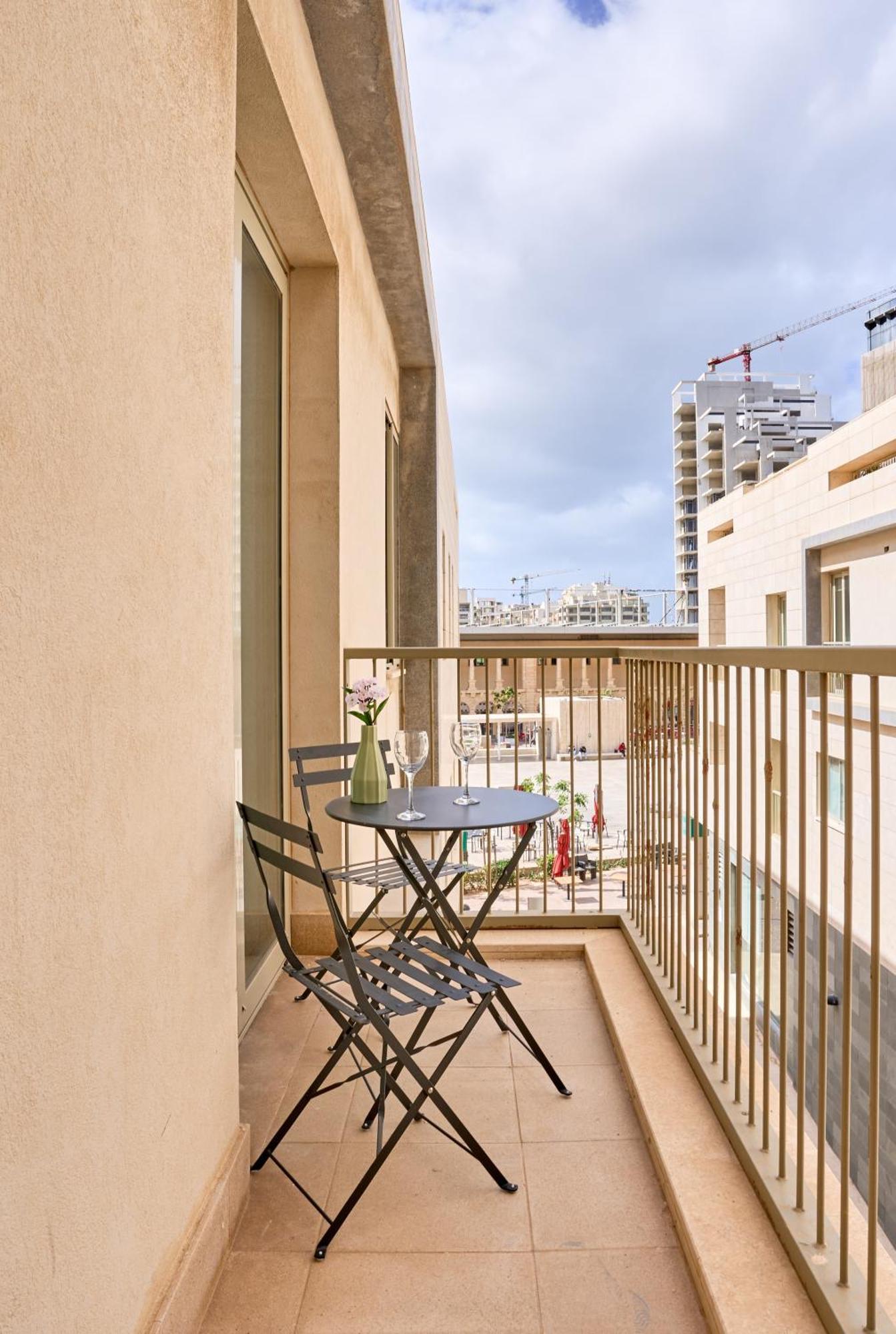 Apartment Stylish In Tigne Point