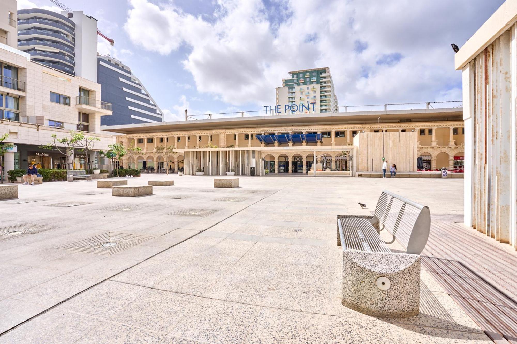 Stylish In Tigne Point